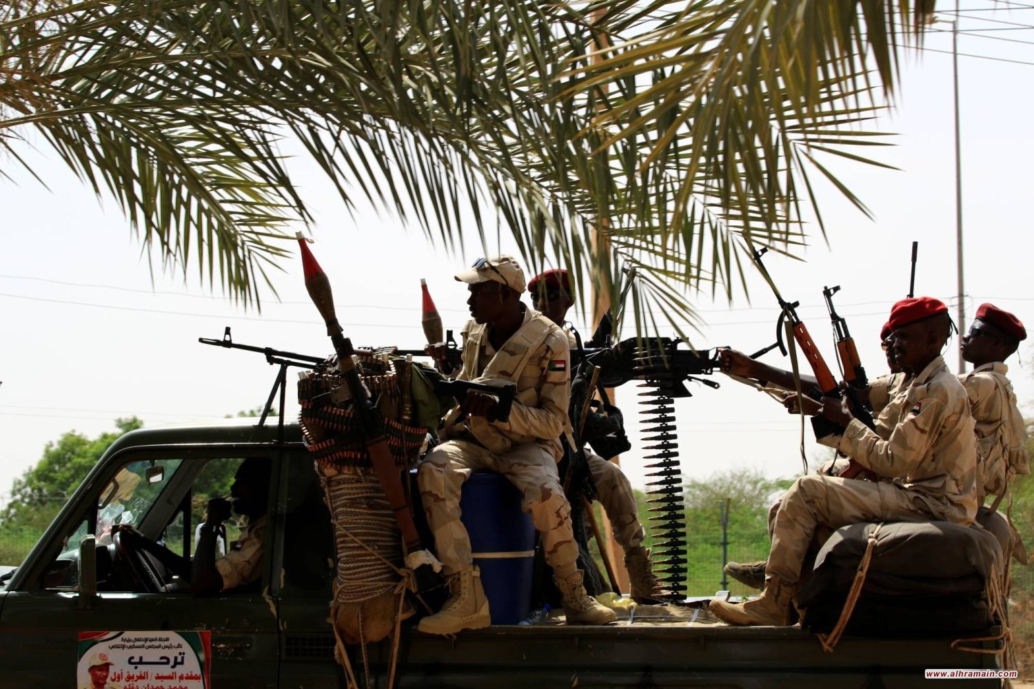 مدافع سعودية للجيش السوداني لكسر نفوذ الإمارات