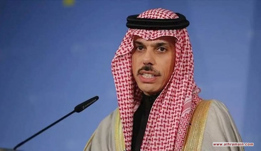 وزير الخارجية السعودي يتصل بنظرائه في دول الأسرى المفرج عنهم من روسيا