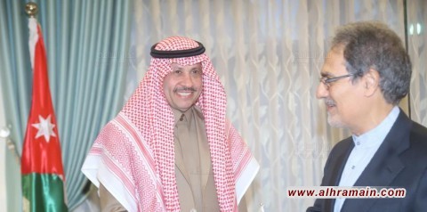 &ldquo;ناصري&rdquo; مع السديري لكن في منزل سعود آل ثاني وفي عمان.. صورة في &ldquo;سهرة رمضانية&rdquo; ألهبت النقاشات وفتحت &ldquo;التلغيز السياسي&rdquo;: سُقوط سيناريو قطر خارج الحسابات.. والبيت الخليجي غير مُوحّد والرّهانات الأردنية في &ldquo;مكانٍ خاطئ&rdquo;