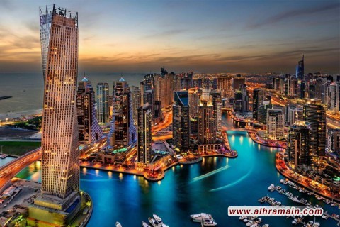 بلومبيرغ: السعودية تعيد تقييم مشروع نيوم.. ما القصة؟