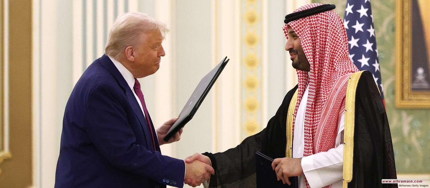 ترامب في السعودية... وعينه على عقد صفقات تجارية وسياسية