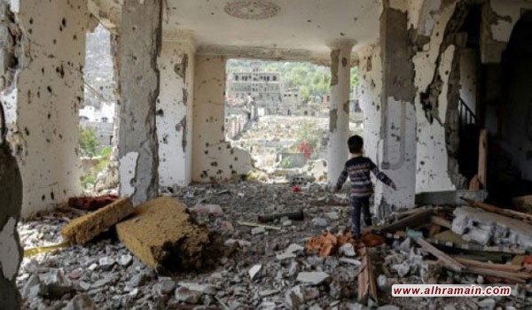 نصف مليون طفل يمني تركوا مقاعد الدراسة منذ التدخل العسكري السعودي.. والبديل الزواج المبكر وعمالة الاطفال وتجنيدهم في القتال