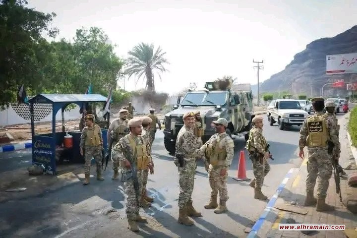 انسحاب سعودي مفاجئ من عدن وإغلاق للأجواء .. الرياض تصعّد بعد فقدانها السيطرة في جنوب اليمن