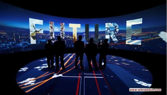 نيوم بن سلمان.. تهجير وخمور وتكنولوجيا غير مخترعة