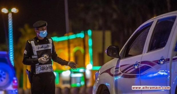 السلطات تعتقل مواطناً بتهمة نشر أسماء وصور ضحايا نظام بن سلمان على الجدران