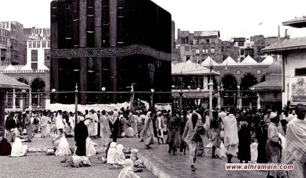 المستشرق موسيل: آل سعود دمروا 1000 معلم تاريخي من بينها الحجر الأسود 