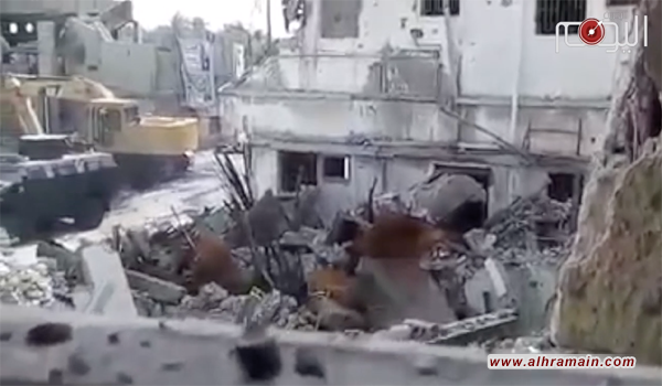 تقرير متلفز: هجوم دموي لآل سعود على حي المسورة التاريخي