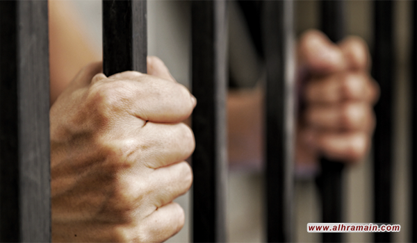 أجبروهن على الطلاق.. معاناة زوجات ناشطين سعوديين