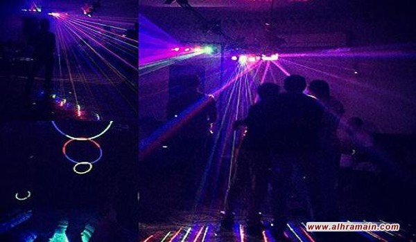 ال سعود هدموا الكعبة بأفعالهم .. حفلات جنس جماعية وشذوذ ومخدرات في بيوت الأمراء في مكة و جدة