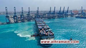 أحجام الشحن في ميناء جدة تنخفض إلى 33 بالمئة