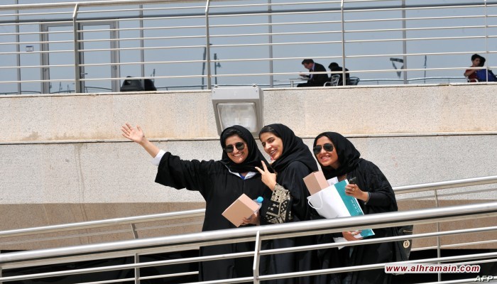 السعودية.. بن سلمان يطلق استراتيجية جديدة للابتعاث